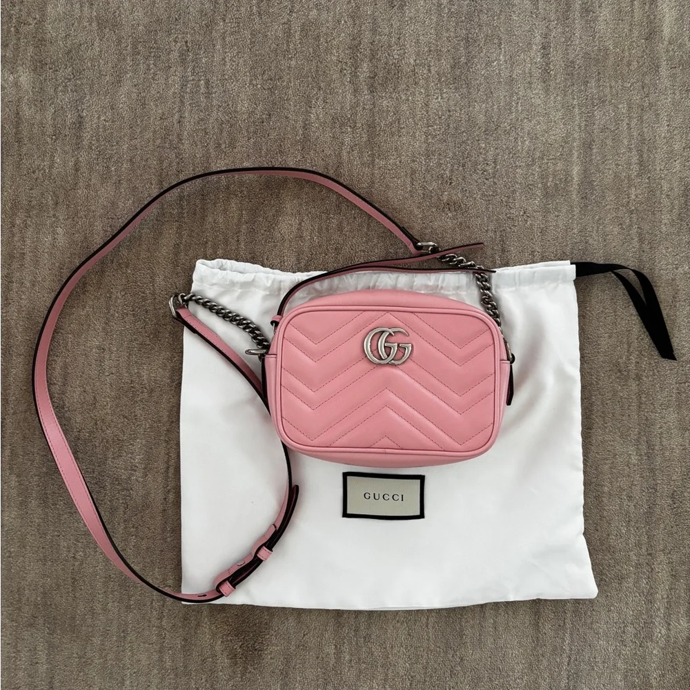Gucci GG Marmont Small Camera Bag Blush Pink Matelassé Leather Silver Hardware - Picture 2 of 12